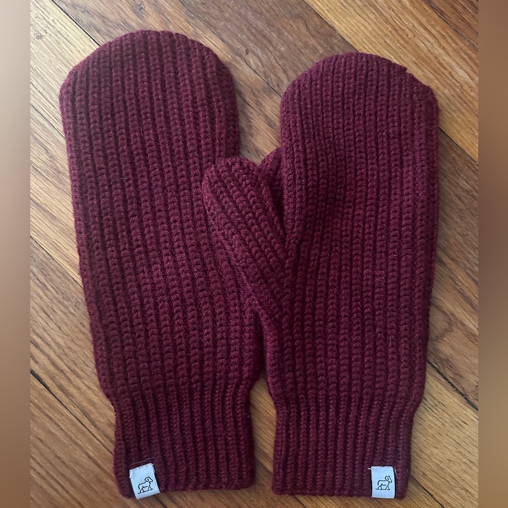 Woolx Burgundy Knit Mittens